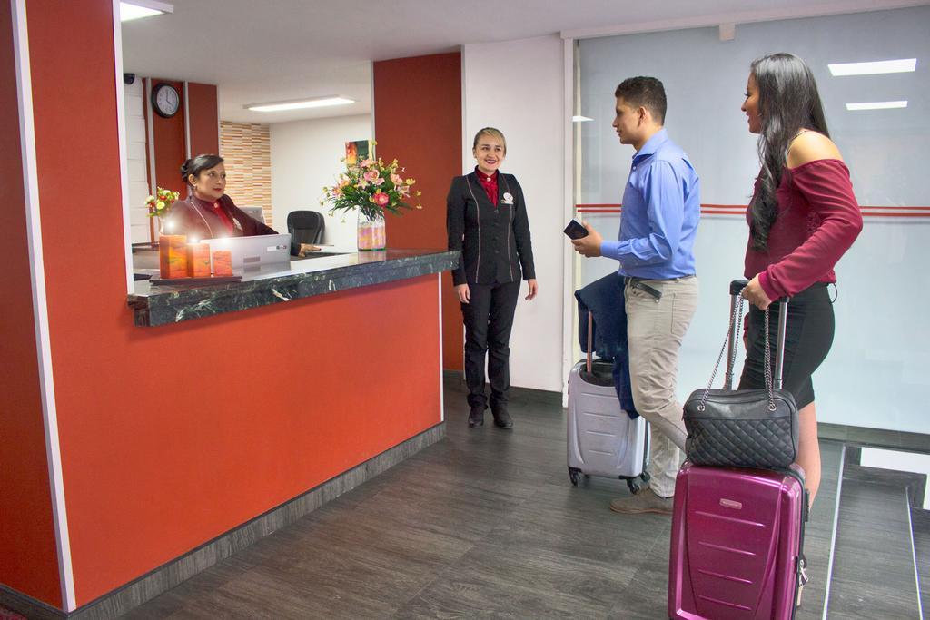 Hotel Bestmark Platino Bogotá Exterior foto